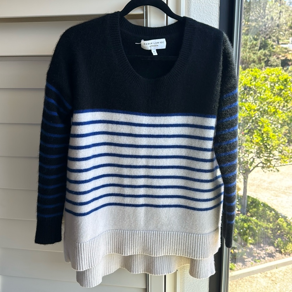 Derek Lam x Athleta Stripped Cashmere Sweater! 💙🖤🤍💙🖤🤍